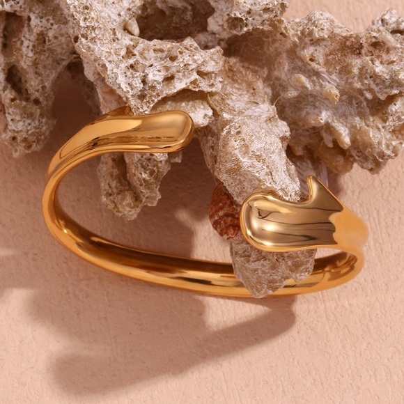 18K Gold Plated Open Bangle Cuff*Abstract Minimalist High Gloss Design*JD - Picture 9 of 9